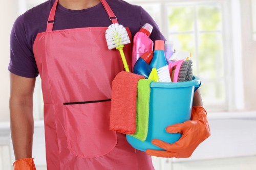 Deep cleaning a bathroom during a tenancy changeover in SE3