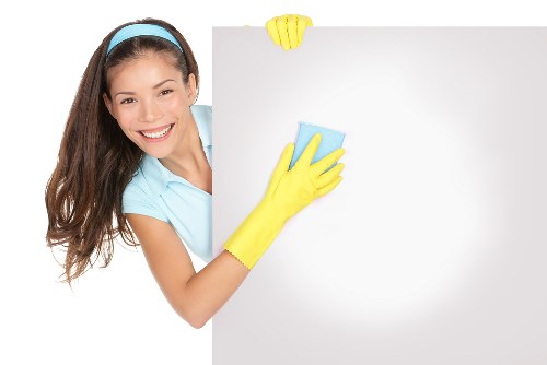 Deep carpet cleaning process for a property in SE3